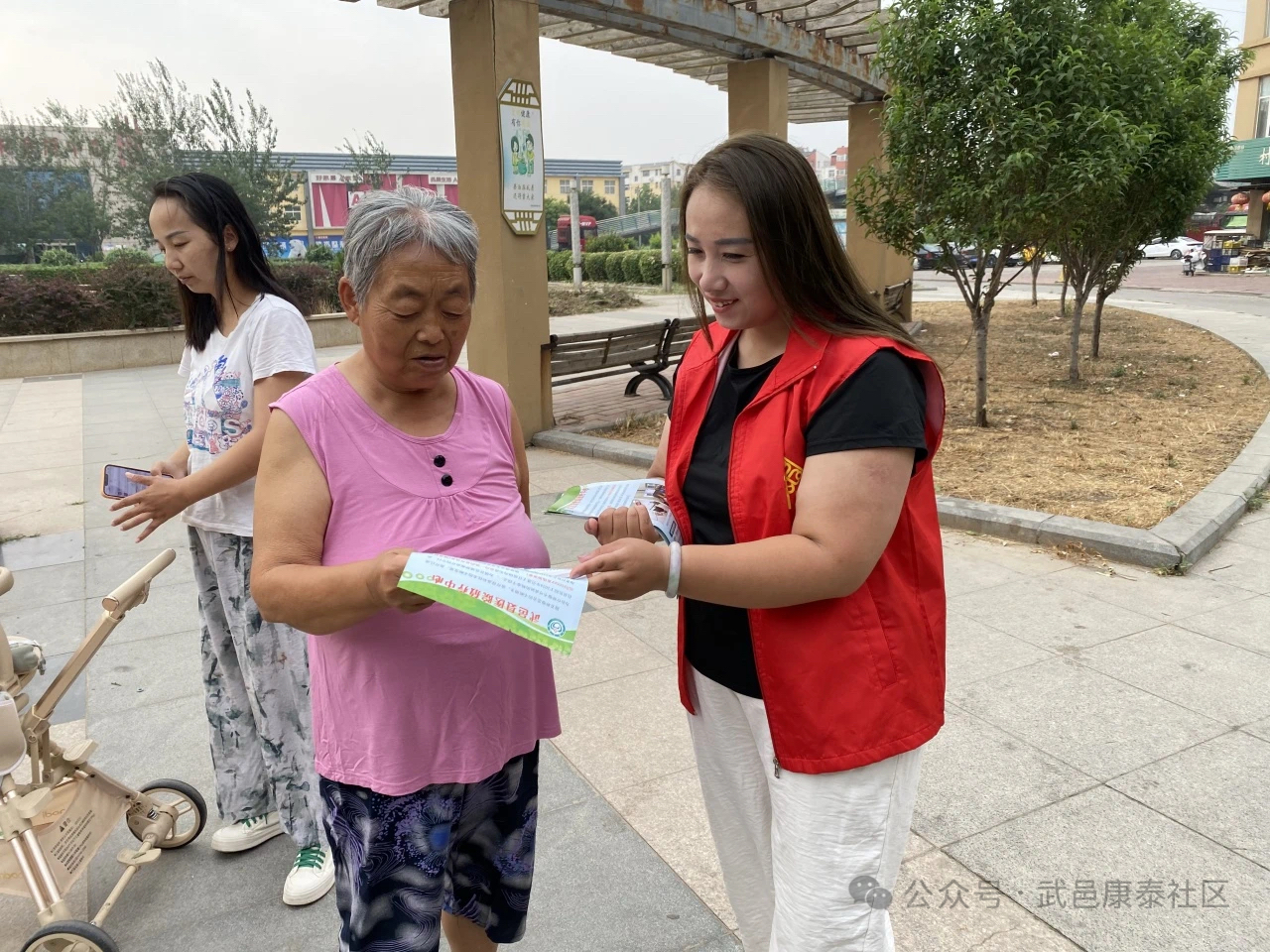 武邑康泰社区：居民健康有“医”靠 义诊服务“直通”家门口
