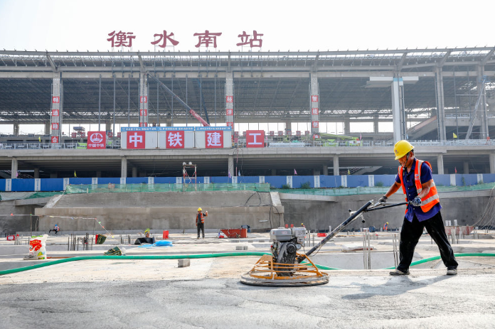 河北：扎实做好防暑措施 生产建设稳步推进