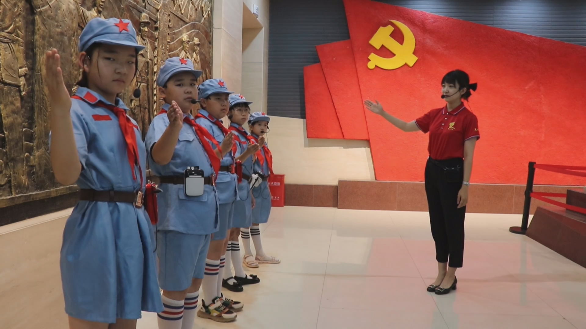 衡水安平小小讲解员播撒红色种子